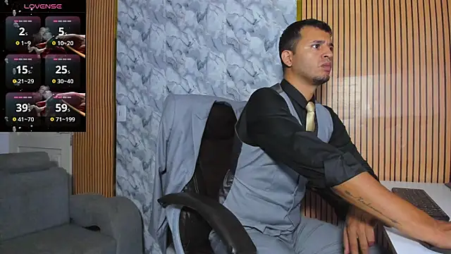 Hideintheoffice online show from 25, 11, 2025