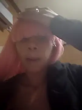 carmelbbyx22 online show from 16, 4, 2026