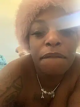 Snapshot of honeywetpussi chatting on 24, 12, 2024 honeywetpussi online show from 24, 12, 2024