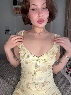 Snapshot of AmmyRich1 chatting on 8, 7, 2026 AmmyRich1 online show from 8, 7, 2026