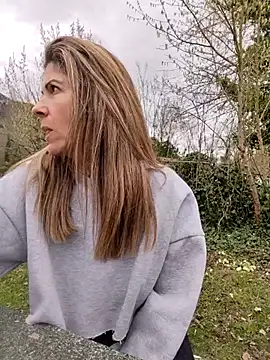 sansan2411 online show from 11, 3, 2026