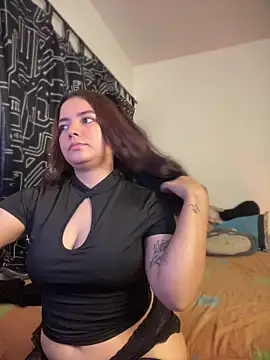 Snapshot of Ema_kraus chatting on 18, 7, 2026 Ema kraus online show from 18, 7, 2026