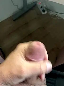 Snapshot of mikiss789 chatting on 1, 11, 2025 mikiss789 online show from 1, 11, 2025