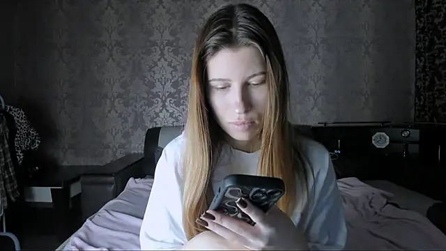 Agnes Allenn online show from 20, 10, 2025