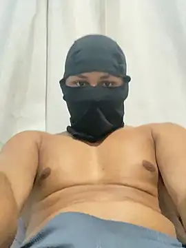 Snapshot of rickzinnxz chatting on 19, 12, 2024 rickzinnxz online show from 19, 12, 2024