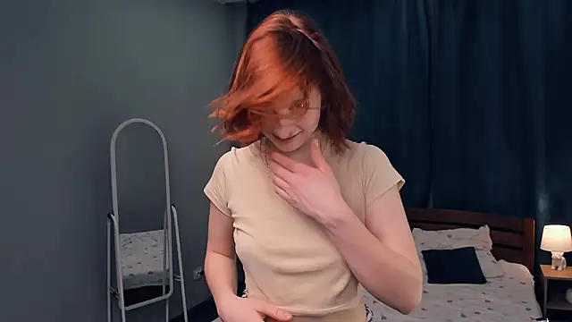 QuennaFell online show from 25, 12, 2024