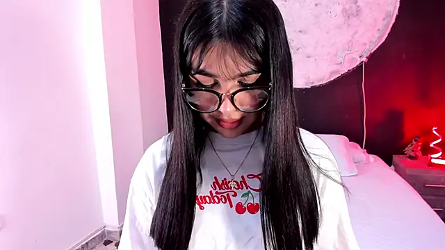 RoseCassie online show from 24, 11, 2025