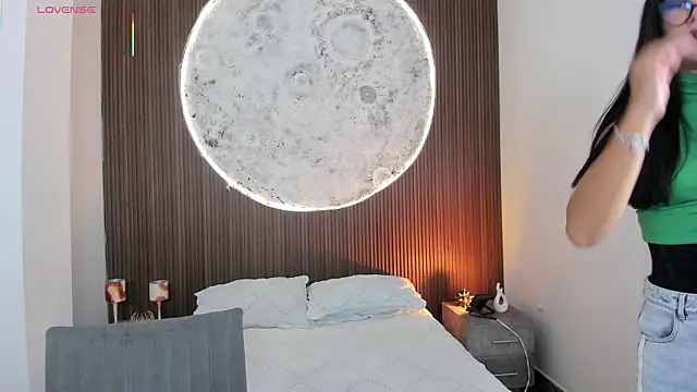 RoseCassie online show from 22, 3, 2026