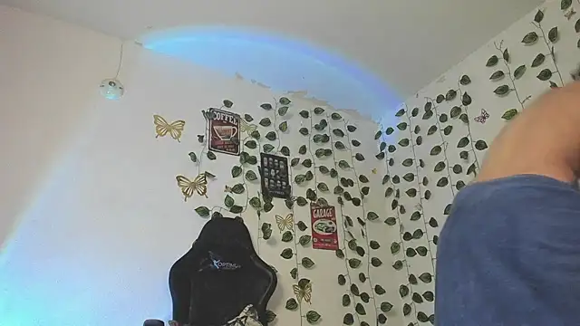 Snapshot of skinny_dann chatting on 9, 2, 2025 skinny dann online show from 9, 2, 2025