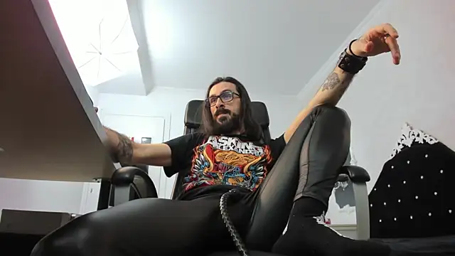 AxelColton online show from 3, 1, 2025