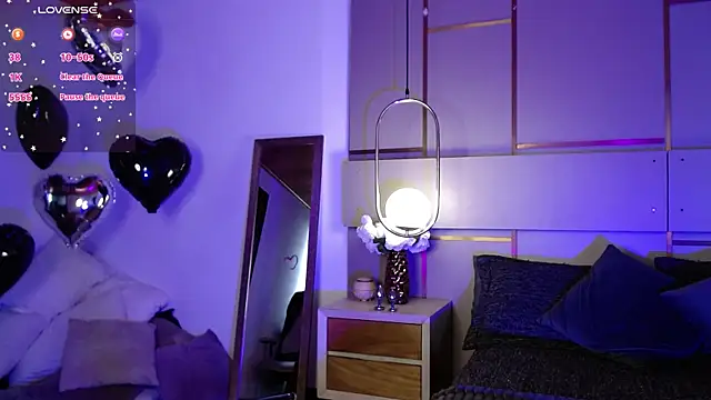 Snapshot of Sienna_Blake_ chatting on 8, 11, 2025 Sienna Blake online show from 8, 11, 2025