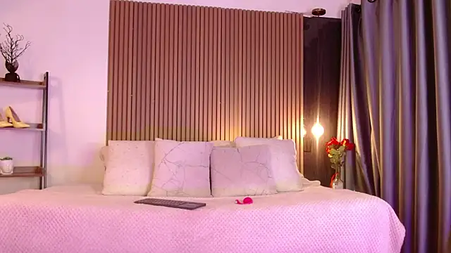 Snapshot of Sienna_Blake_ chatting on 15, 11, 2025 Sienna Blake online show from 15, 11, 2025