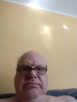 Snapshot of jk6t chatting on 11, 5, 2026 jk6t online show from 11, 5, 2026
