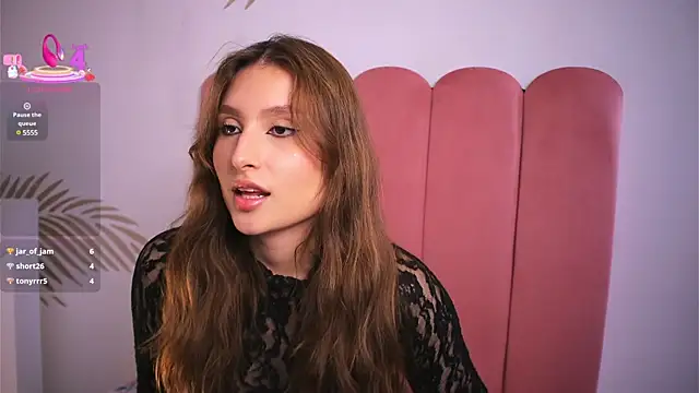 Daisha Riley online show from 12, 3, 2025