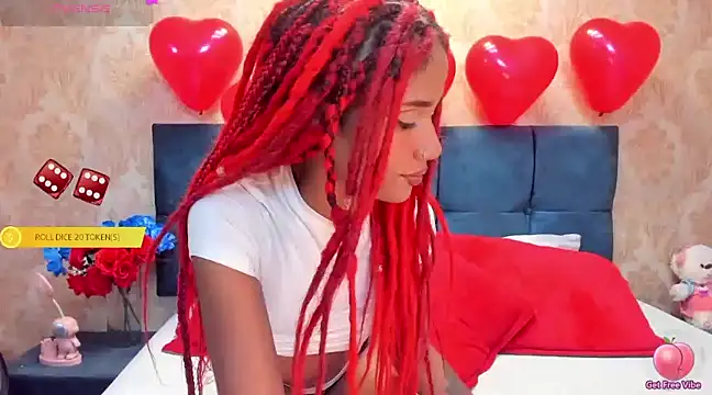 Snapshot of CintiaWalker chatting on 1, 2, 2025 CintiaWalker online show from 1, 2, 2025