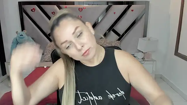 natalia5560 online show from 4, 11, 2025