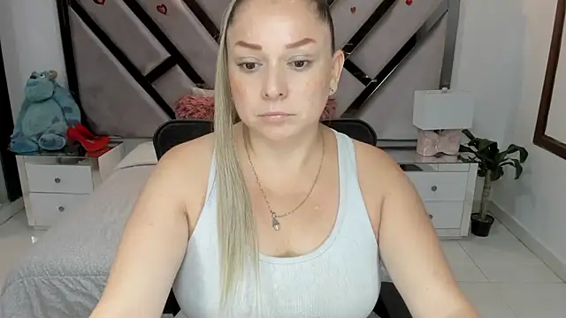 natalia5560 online show from 25, 11, 2025