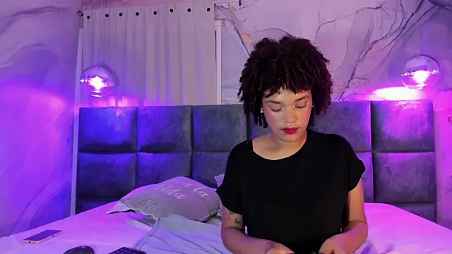 loladupont online show from 3, 2, 2025