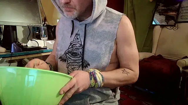 SilverandFox online show from 11, 3, 2025