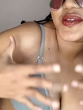 Riya Stream01 online show from 19, 1, 2025