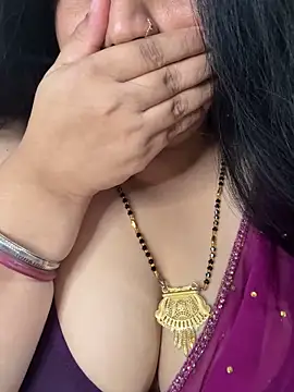 FlatVincy4 online show from 1, 10, 2025