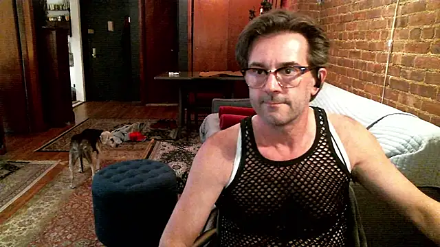 Snapshot of Johnny_Bottoms chatting on 5, 5, 2026 Johnny Bottoms online show from 5, 5, 2026