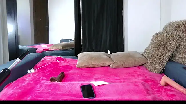 Carla-Bonny18 online show from 8, 3, 2026