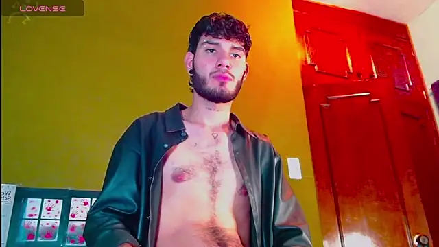 gato444  online show from 3, 1, 2025