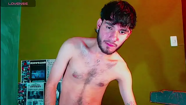 gato444  online show from 7, 1, 2025