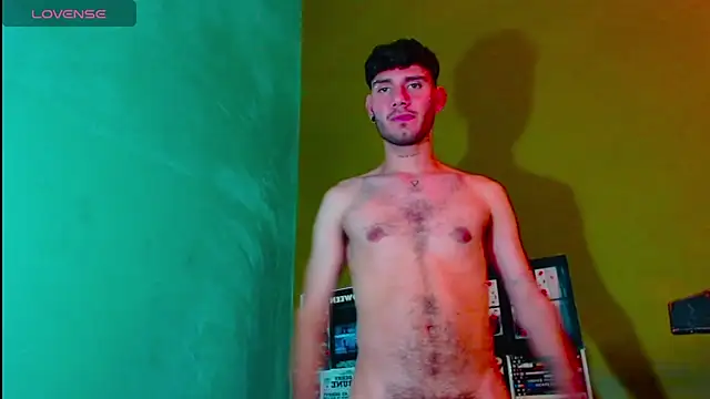 gato444  online show from 11, 1, 2025