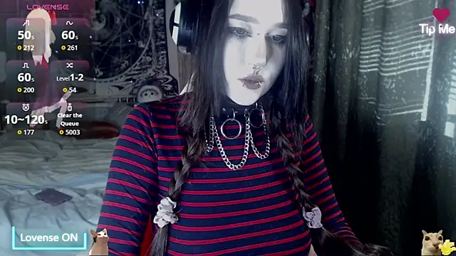 Snapshot of chloe_crystall_killer chatting on 7, 6, 2026 chloe crystall killer online show from 7, 6, 2026