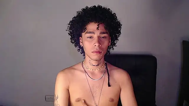 Snapshot of seven7xis chatting on 24, 1, 2025 seven7xis online show from 24, 1, 2025