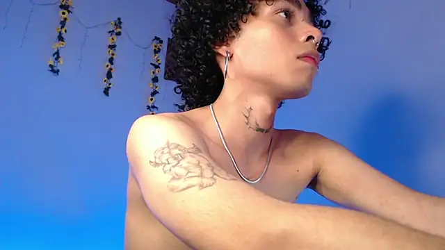 Snapshot of seven7xis chatting on 13, 3, 2025 seven7xis online show from 13, 3, 2025