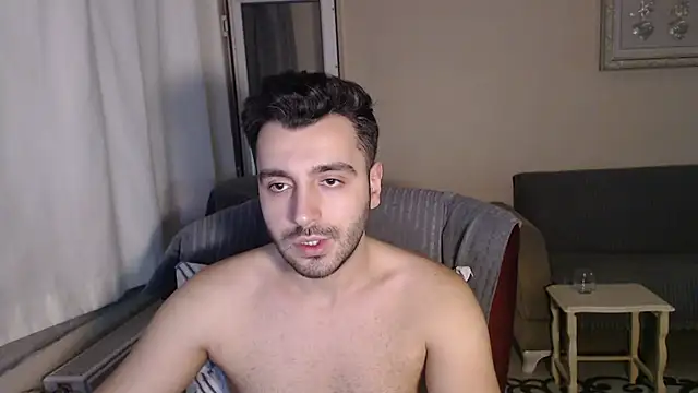 handsomeee04 online show from 9, 11, 2025