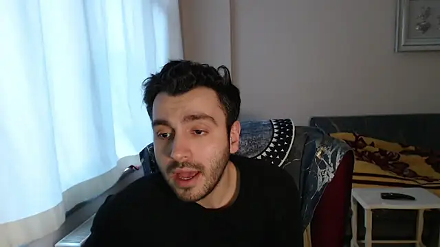 handsomeee04 online show from 10, 2, 2026