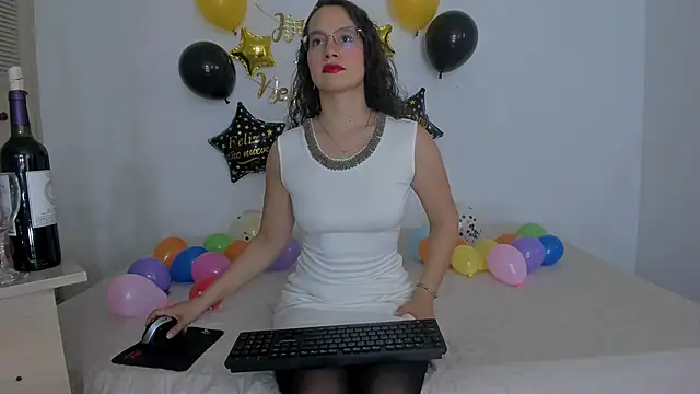 emmaTorres1 online show from 30, 12, 2024