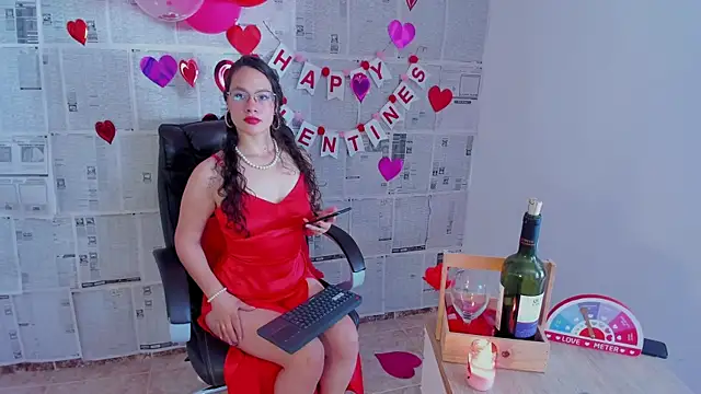 emmaTorres1 online show from 14, 2, 2025