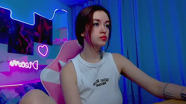 Naughty Mable online show from 2, 1, 2025