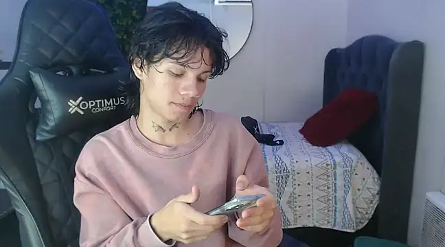 andy dan18 online show from 6, 1, 2025