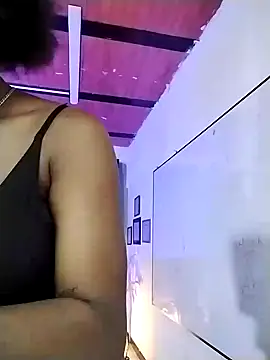 nikkystorm1  online show from 30, 1, 2025