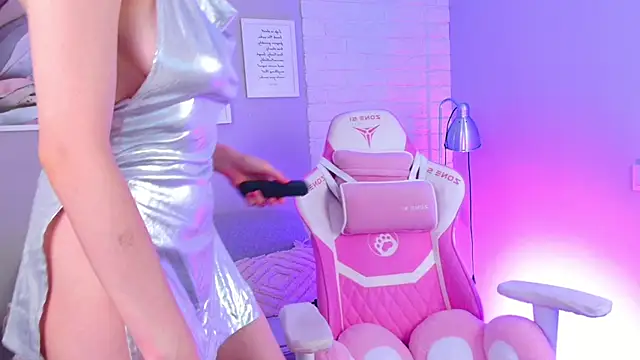 NellieLoyns online show from 23, 2, 2025