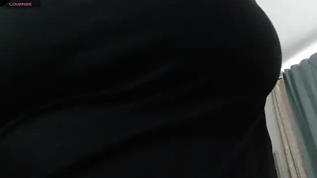 MommyHelpsmee online show from 15, 10, 2025