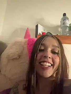 Snapshot of BlueStoneX chatting on 7, 1, 2025 BlueStoneX online show from 7, 1, 2025