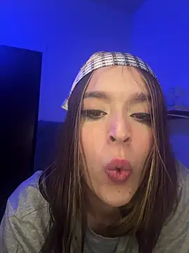 Snapshot of BlueStoneX chatting on 9, 1, 2025 BlueStoneX online show from 9, 1, 2025
