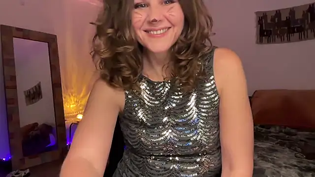 Snapshot of leahsparkles chatting on 26, 10, 2025 leahsparkles online show from 26, 10, 2025