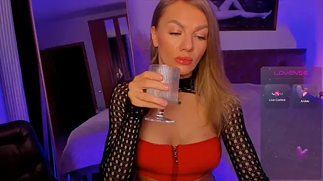 Oliva Candy online show from 27, 3, 2026