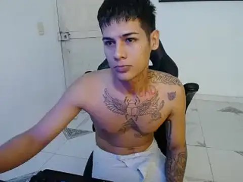 Clyde019 online show from 12, 1, 2025