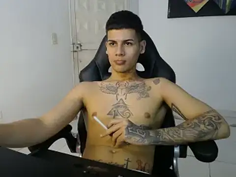 Clyde019 online show from 11, 2, 2025