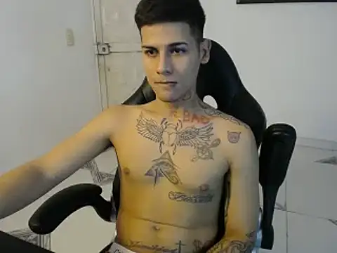 Clyde019 online show from 14, 2, 2025