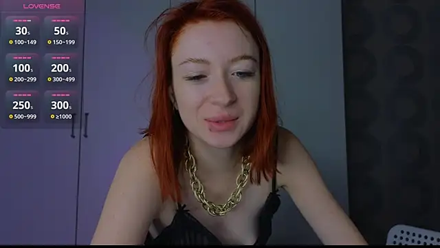 Cuteroxyfoxy online show from 18, 7, 2026